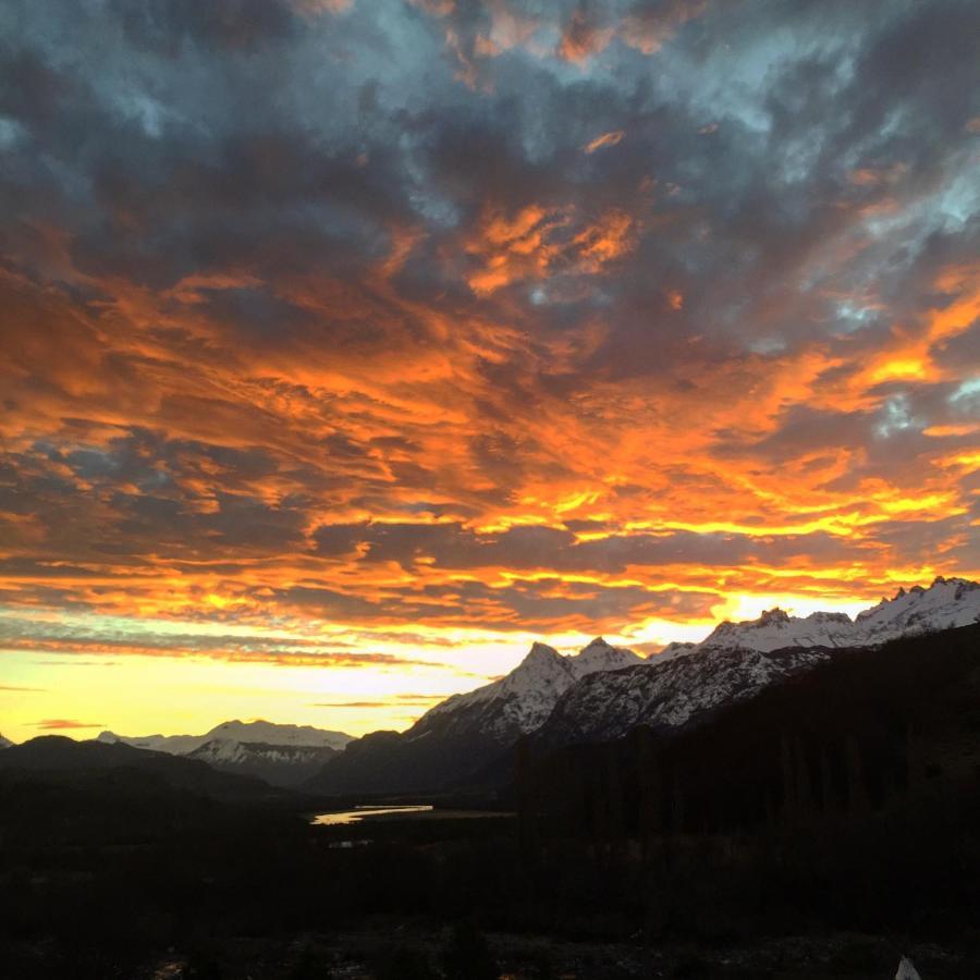 فيلا سيرو كاستيلو B&B Y Cabanas Cerro Castillo المظهر الخارجي الصورة