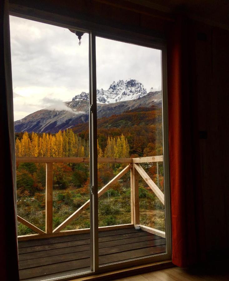 فيلا سيرو كاستيلو B&B Y Cabanas Cerro Castillo المظهر الخارجي الصورة